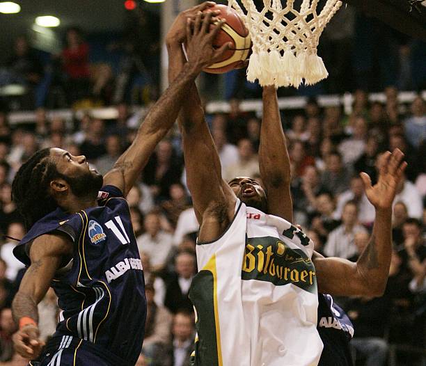 演救主好戏 演救主好戏